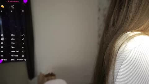 Georgina online show from 10.06.25