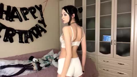 Georgina online show from 02.04.26