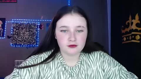Snapshot of light_lunaa chatting on 05.23.26 light_lunaa online show from 05.23.26