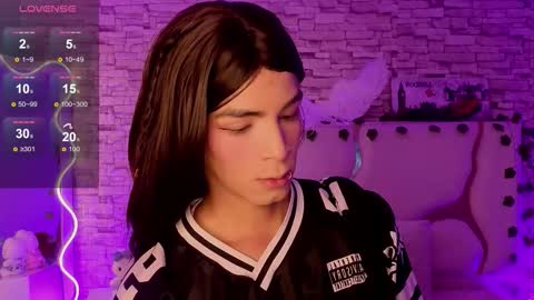 LIHIAN online show from 02.21.26