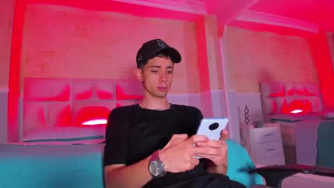 Snapshot of liiamhudson_ chatting on 02.07.25 L I I A M online show from 02.07.25