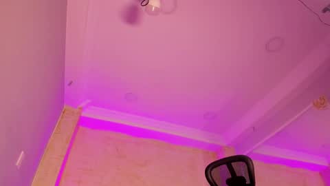 Snapshot of liiamhudson_ chatting on 02.12.25 L I I A M online show from 02.12.25