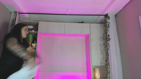         online show from 03.12.26