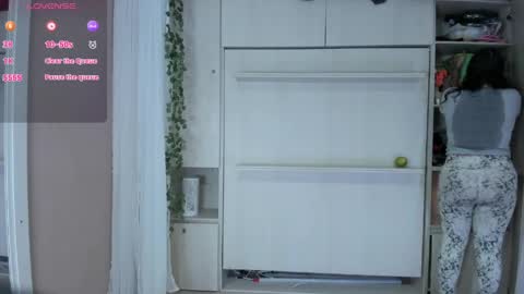 Snapshot of liiavega chatting on 05.14.26 online show from 05.14.26