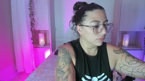 Snapshot of liiavega chatting on 05.29.26 online show from 05.29.26