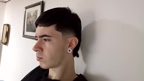 Snapshot of liio____ chatting on 05.11.26 liio____ online show from 05.11.26