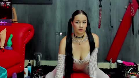 Nini - online show from 01.16.26