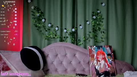 Snapshot of lika_moon chatting on 01.30.25 Lika online show from 01.30.25