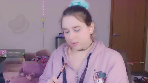 Snapshot of lil_alison_heart chatting on 01.14.25 Lil Alison Heart online show from 01.14.25