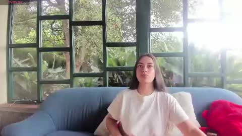 Lil Auroa  online show from 07.02.26
