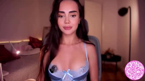 Snapshot of lil_gabbyg chatting on 09.20.25 Gabriela online show from 09.20.25