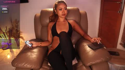 Miss K online show from 11.05.25