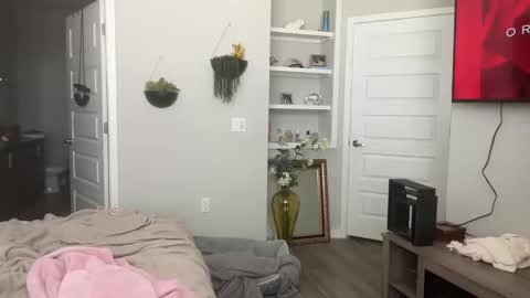 lila_davidson online show from 01.17.25