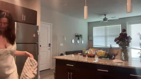 lila_davidson online show from 10.09.25