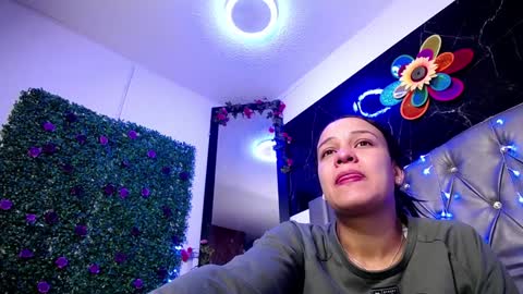 Snapshot of lila_gummy_ chatting on 01.22.25 online show from 01.22.25