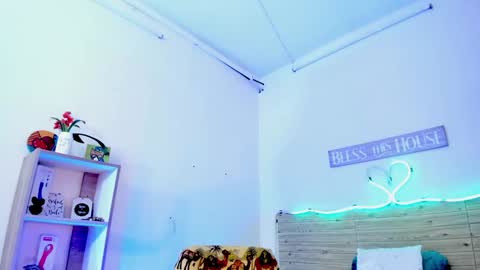 Snapshot of lilah_sweet chatting on 01.17.25 Lilah Sweet online show from 01.17.25