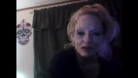 Snapshot of lilbit4u chatting on 01.08.25 lilbit4u online show from 01.08.25