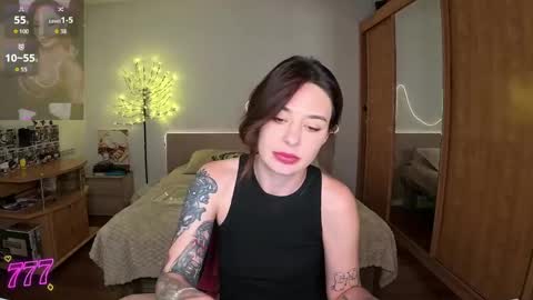 Snapshot of lilcamomile chatting on 05.31.26 Camomile Lil online show from 05.31.26