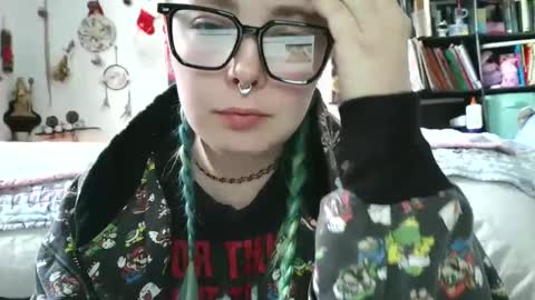 Snapshot of lilemmy1999 chatting on 12.12.24 emily ryanson online show from 12.12.24