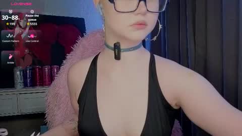 Nika and Lori online show from 07.27.26