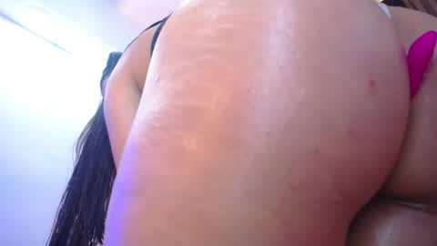 Snapshot of lili_cam_ chatting on 07.26.26 lili cam online show from 07.26.26