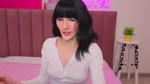 Lilli  follow me kiss online show from 04.11.26