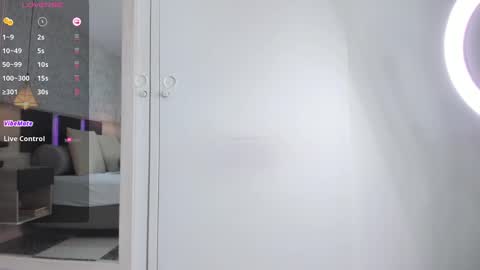 Snapshot of lili_foxy chatting on 01.24.25 lili online show from 01.24.25