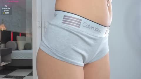 Snapshot of lili_foxy chatting on 02.22.25 lili online show from 02.22.25