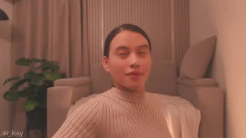Snapshot of lili_foxy chatting on 05.24.26 lili online show from 05.24.26