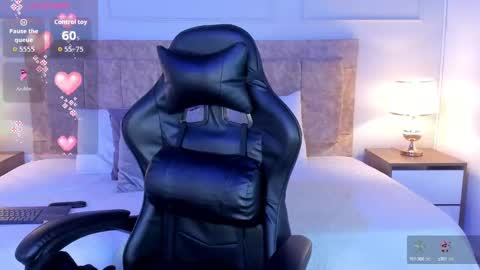 LILI MILF online show from 10.15.25