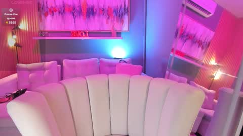 holis soy lily chang no olvides el pulgar arriba es muy importante para mi 3 independent model online show from 02.03.26