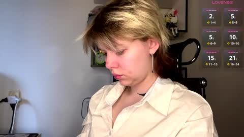 Lilian online show from 04.07.26