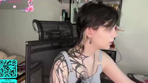 Lilian online show from 06.12.26