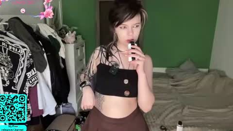 Lilian online show from 06.24.26
