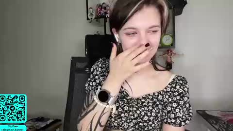 Lilian online show from 07.12.26