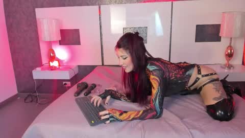 Liliana online show from 02.13.26