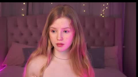 Lilian online show from 11.23.25