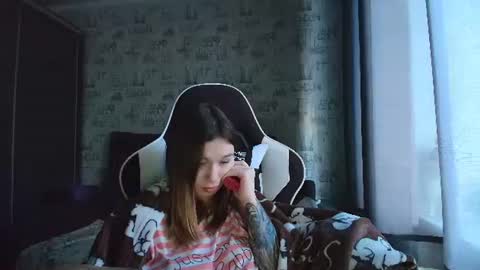 liliawoolf online show from 06.08.26