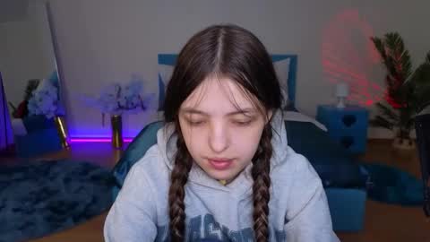 Lili Bakery online show from 03.17.26