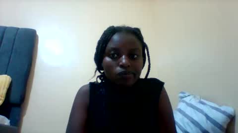 Snapshot of liligal chatting on 05.17.26 liligal online show from 05.17.26