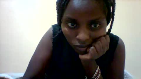Snapshot of liligal chatting on 05.17.26 liligal online show from 05.17.26