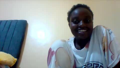 Snapshot of liligal chatting on 05.28.26 liligal online show from 05.28.26