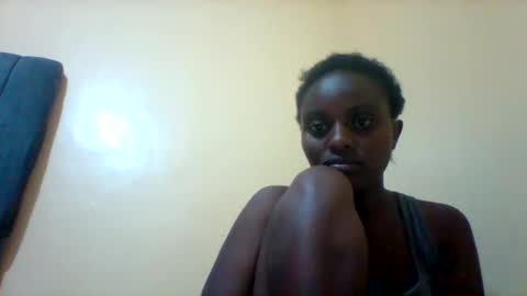 Snapshot of liligal chatting on 05.29.26 liligal online show from 05.29.26