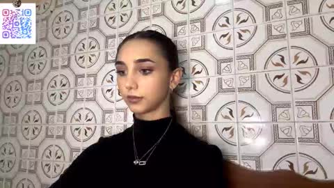 Lina online show from 12.04.25