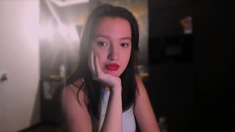 Snapshot of lililaluna chatting on 12.03.24             ...  online show from 12.03.24