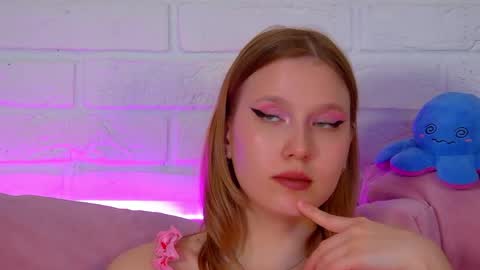 LiliLinn online show from 05.16.26