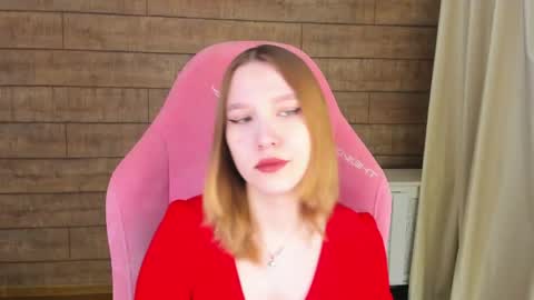 LiliLinn online show from 06.05.26
