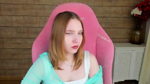 LiliLinn online show from 07.07.26