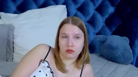 LiliLinn online show from 07.17.26