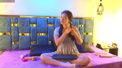 lilimini online show from 01.27.25